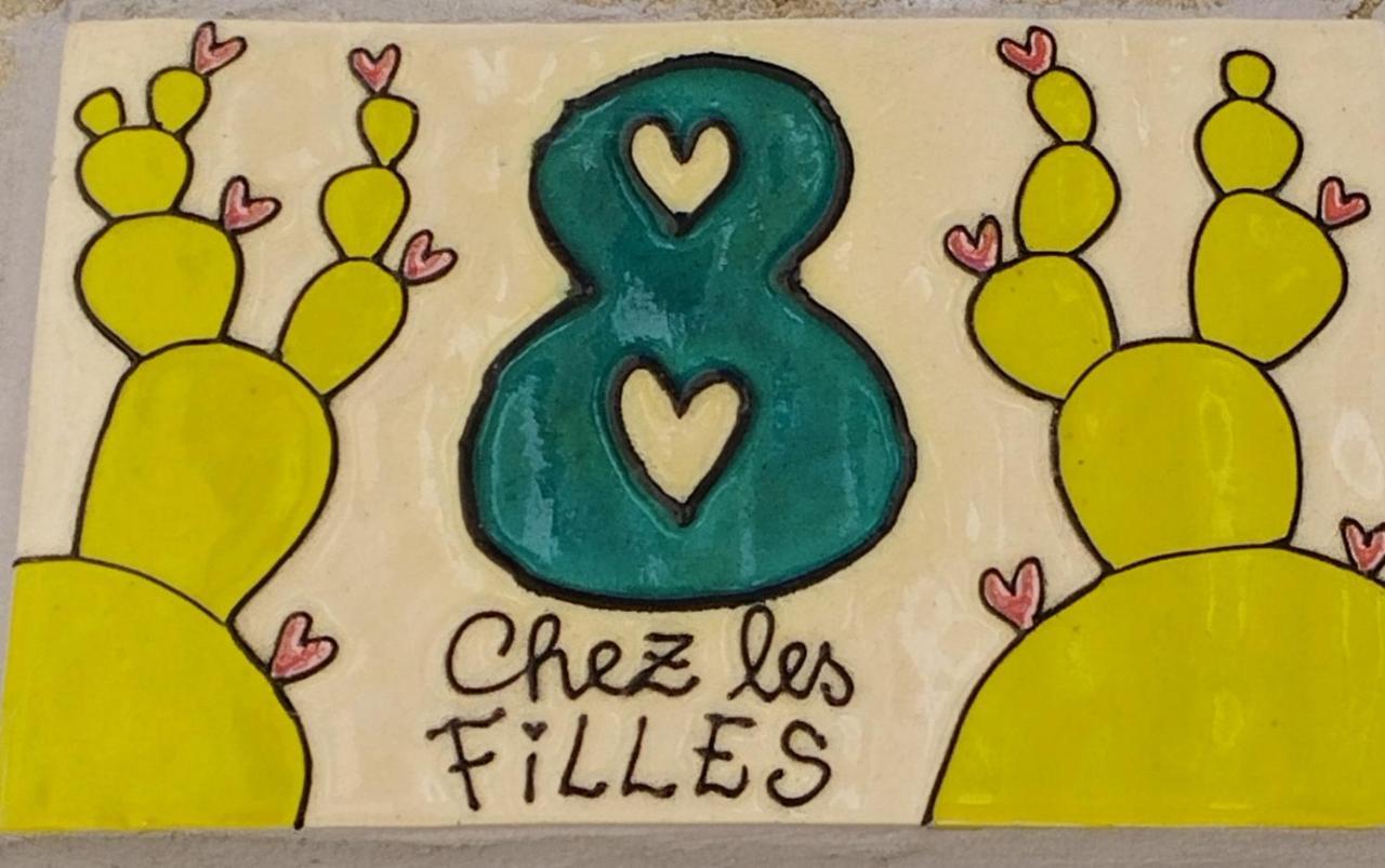 Chez Les Filles Panzió Dions Kültér fotó