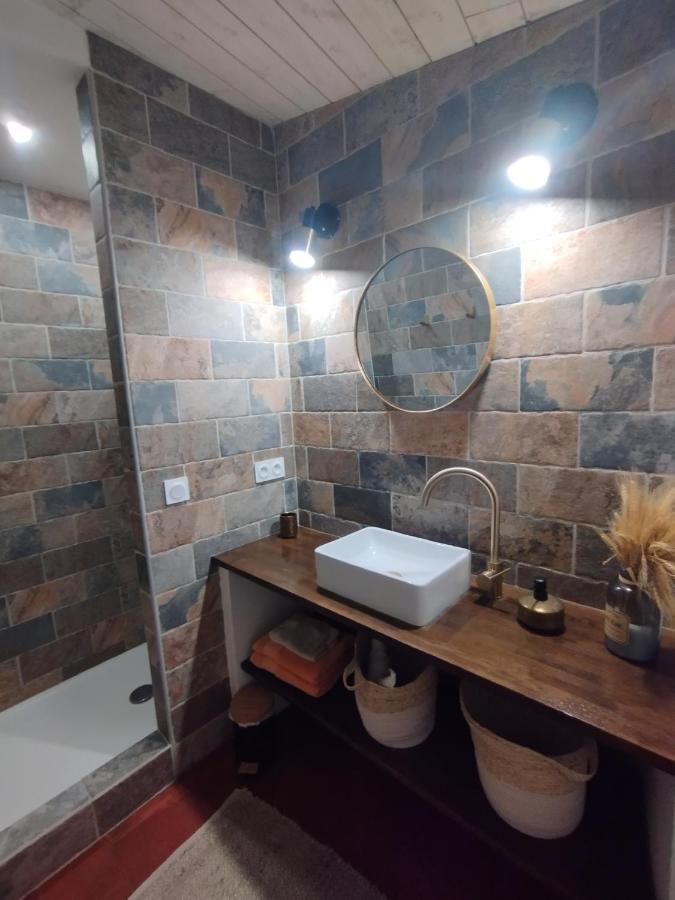 Chez Les Filles Panzió Dions Kültér fotó
