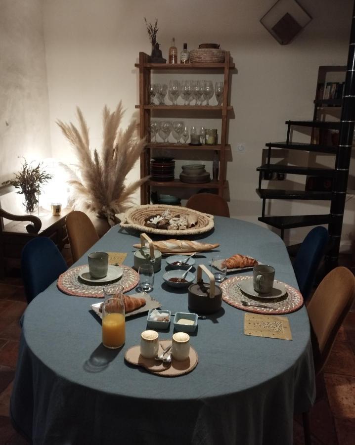 Chez Les Filles Panzió Dions Kültér fotó